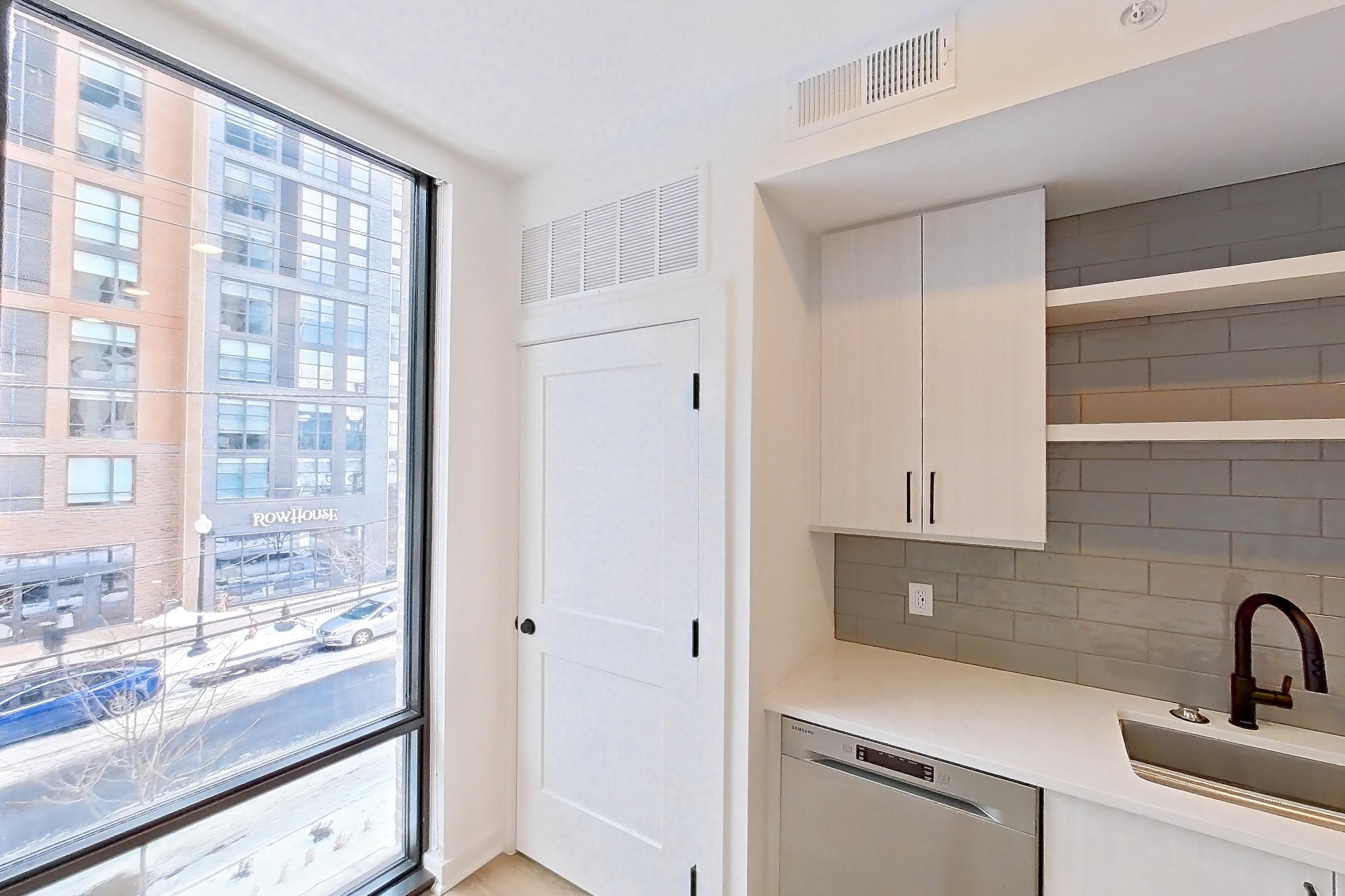 LIVING SPACE 2